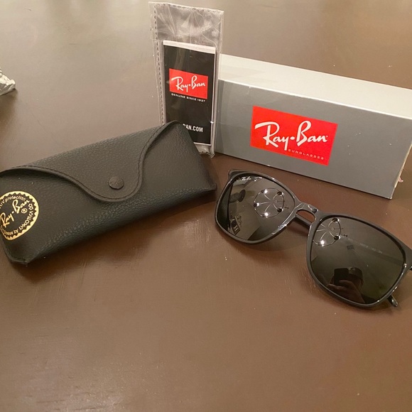 rb4387 ray ban
